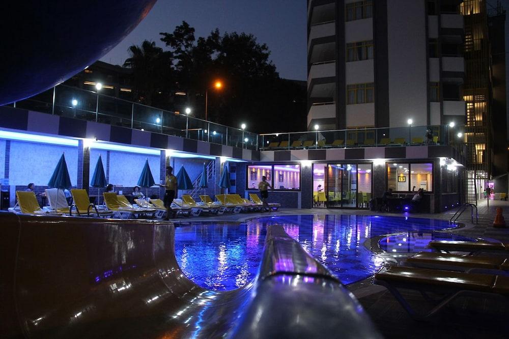 Merlin Beach Park Hotel Tosmur Kültér fotó