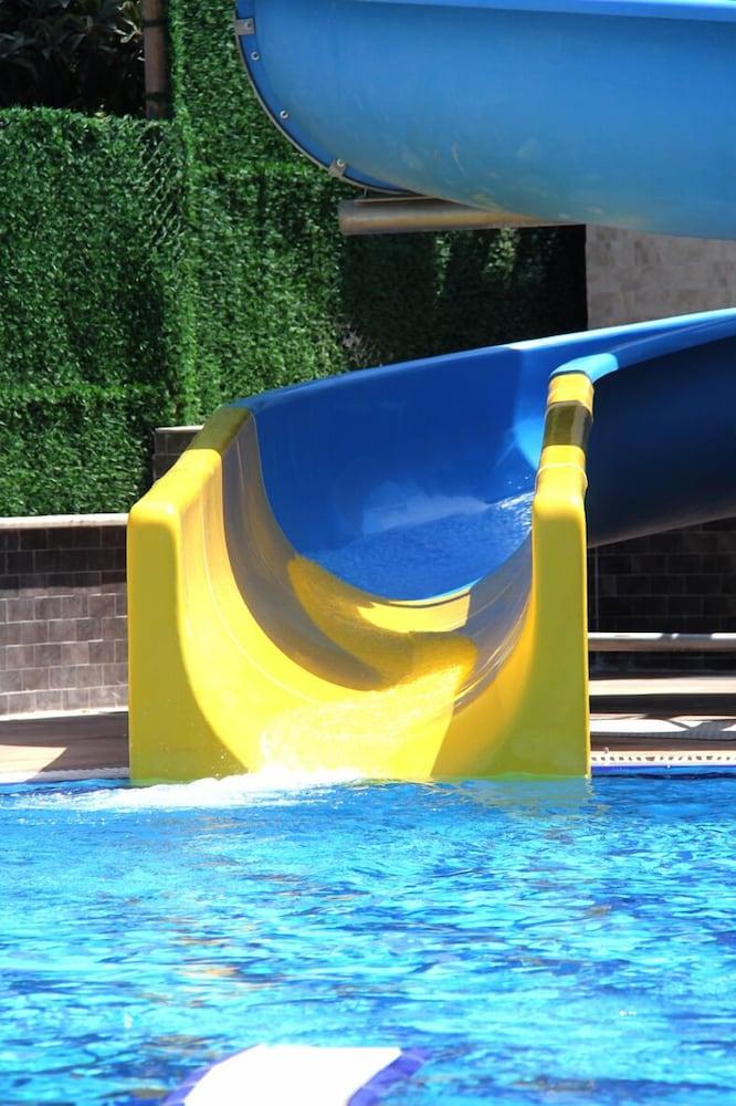 Merlin Beach Park Hotel Tosmur Kültér fotó