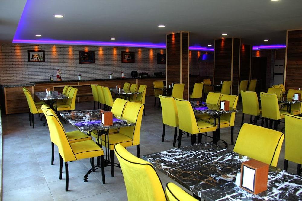 Merlin Beach Park Hotel Tosmur Kültér fotó